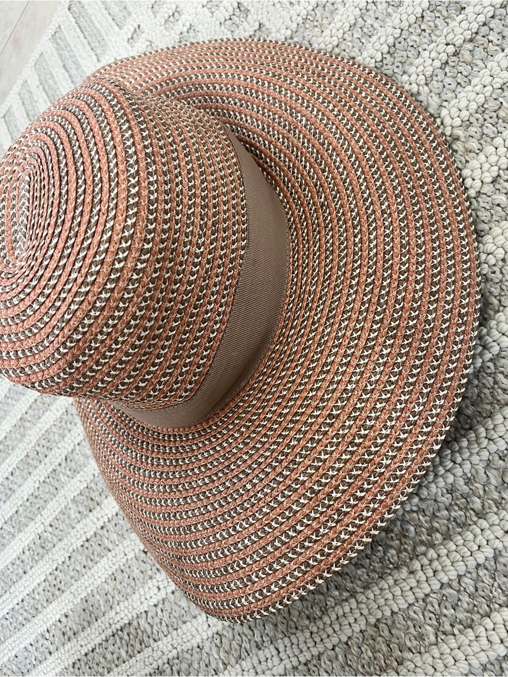 Eric Javits Coral and Cream Braided Straw Sun Hat - Picture 3 of 6